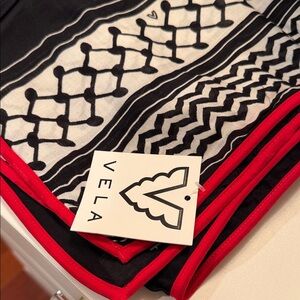 Vela NWT Modal OG Hijab Black and Red Patterned Scarf